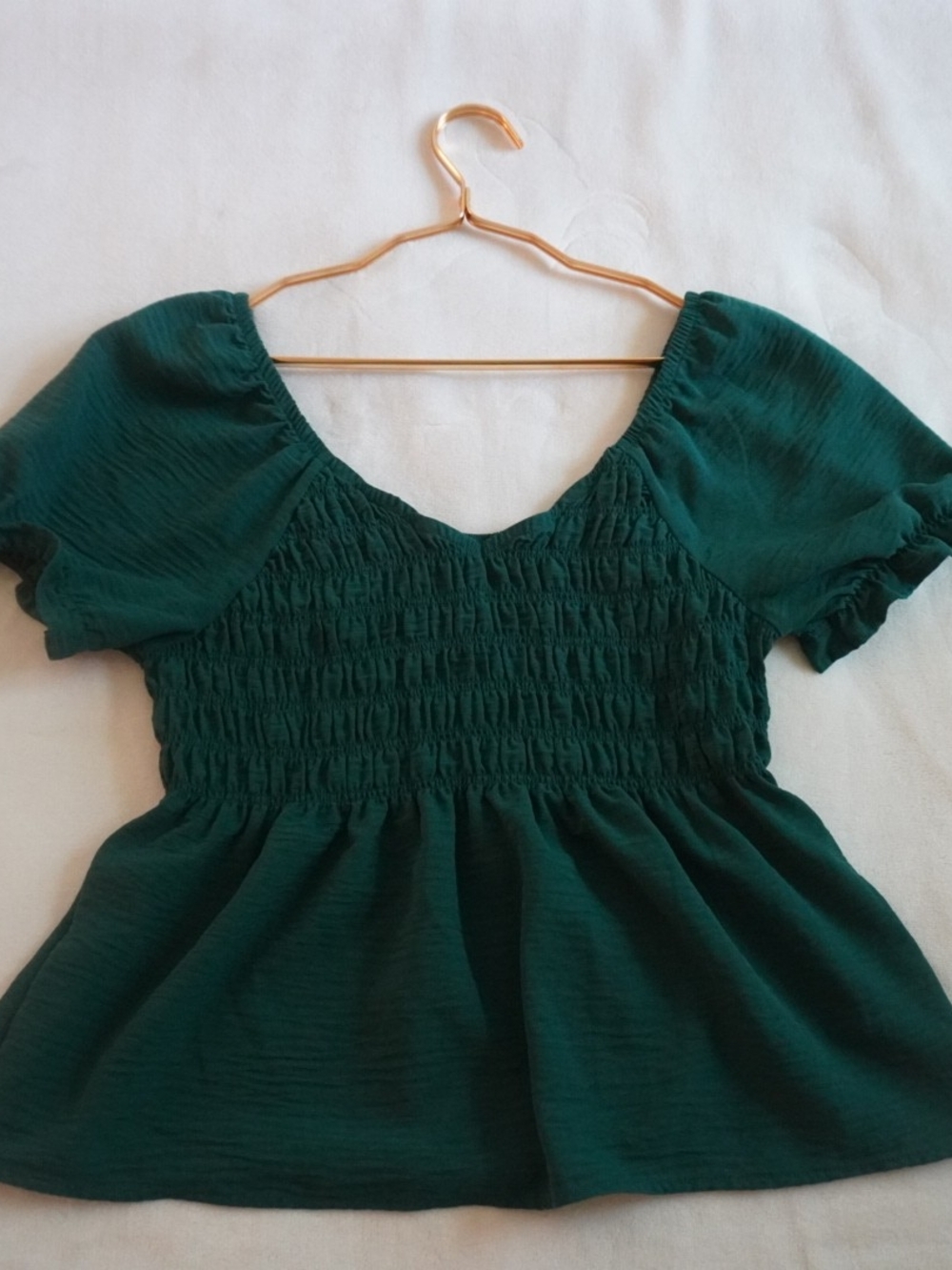 No Boundaries Emerald Forest Green Smocked Peplum Short Sleeve Top Size L